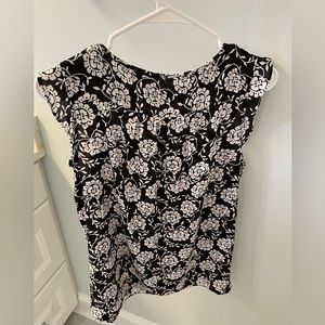 Button front sleeveless LOFT blouse
